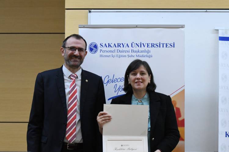 Sakarya Üniversitesi, Engelsiz Üniversite Ödülleri 2024 İçin Başvurulara Hazırlanıyor!
